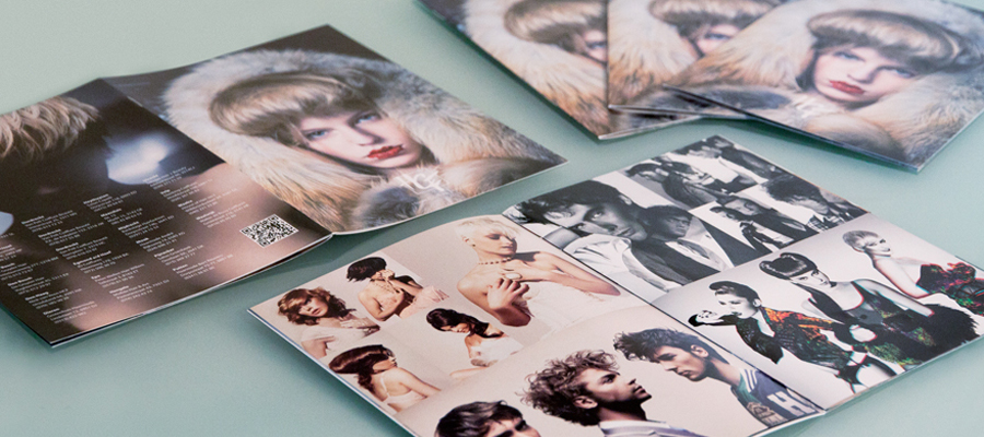 80 Brilliantly Creative And Visually Sharp Fashion Brochure Designs