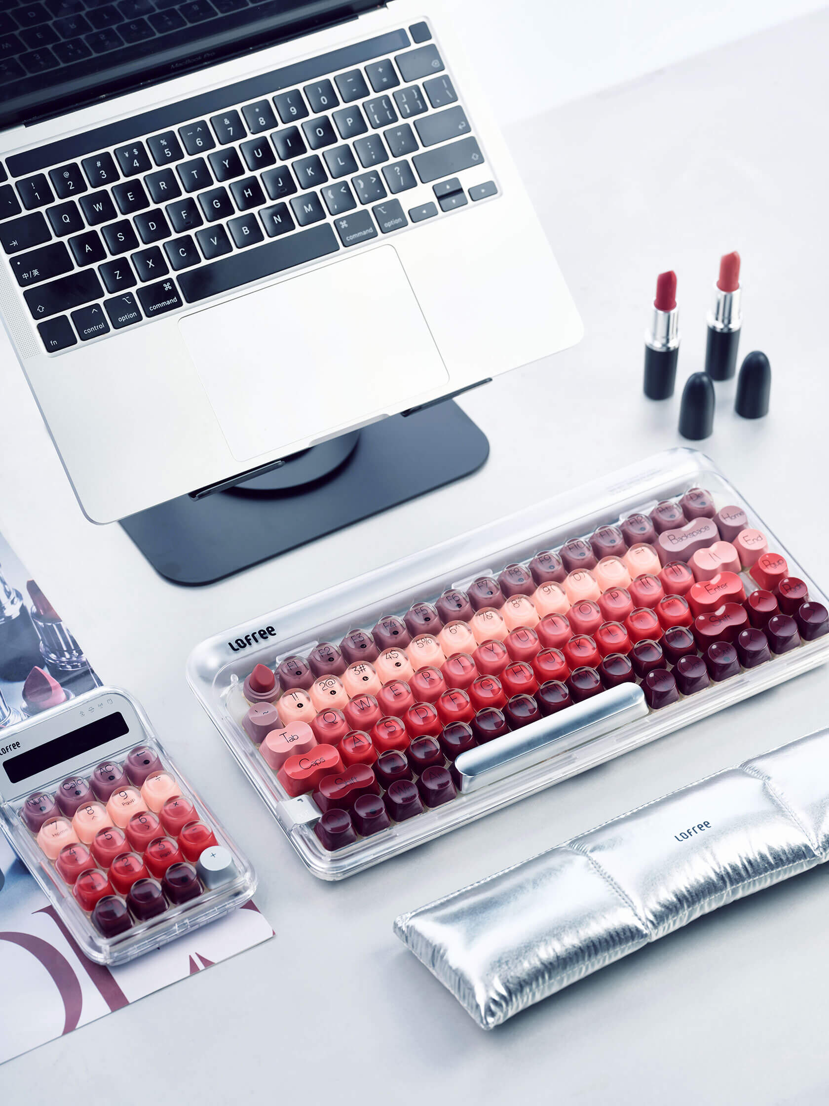 Complete cute mechanical keyboard setup on minimalist desk workspace