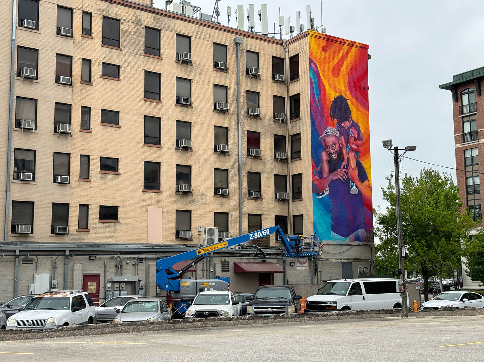 Modern graffiti art mural displaying vibrant street art and urban mural techniques